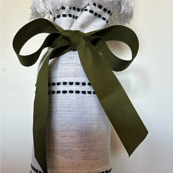 Wine Or Beverage Gift Bag - Picture 3 of 11